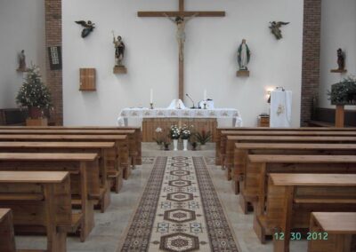 Keresztelő Szent János Római Katolikus Templom belső
